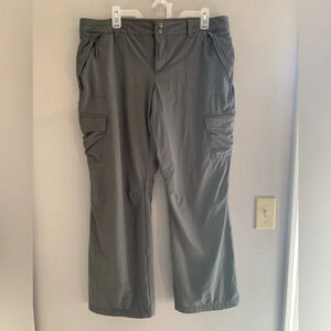 Woman’s Eddie Bauer Grey Travex Insulated Winter Cargo Pockets Pants Size 14